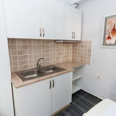 Nela Apartamento *